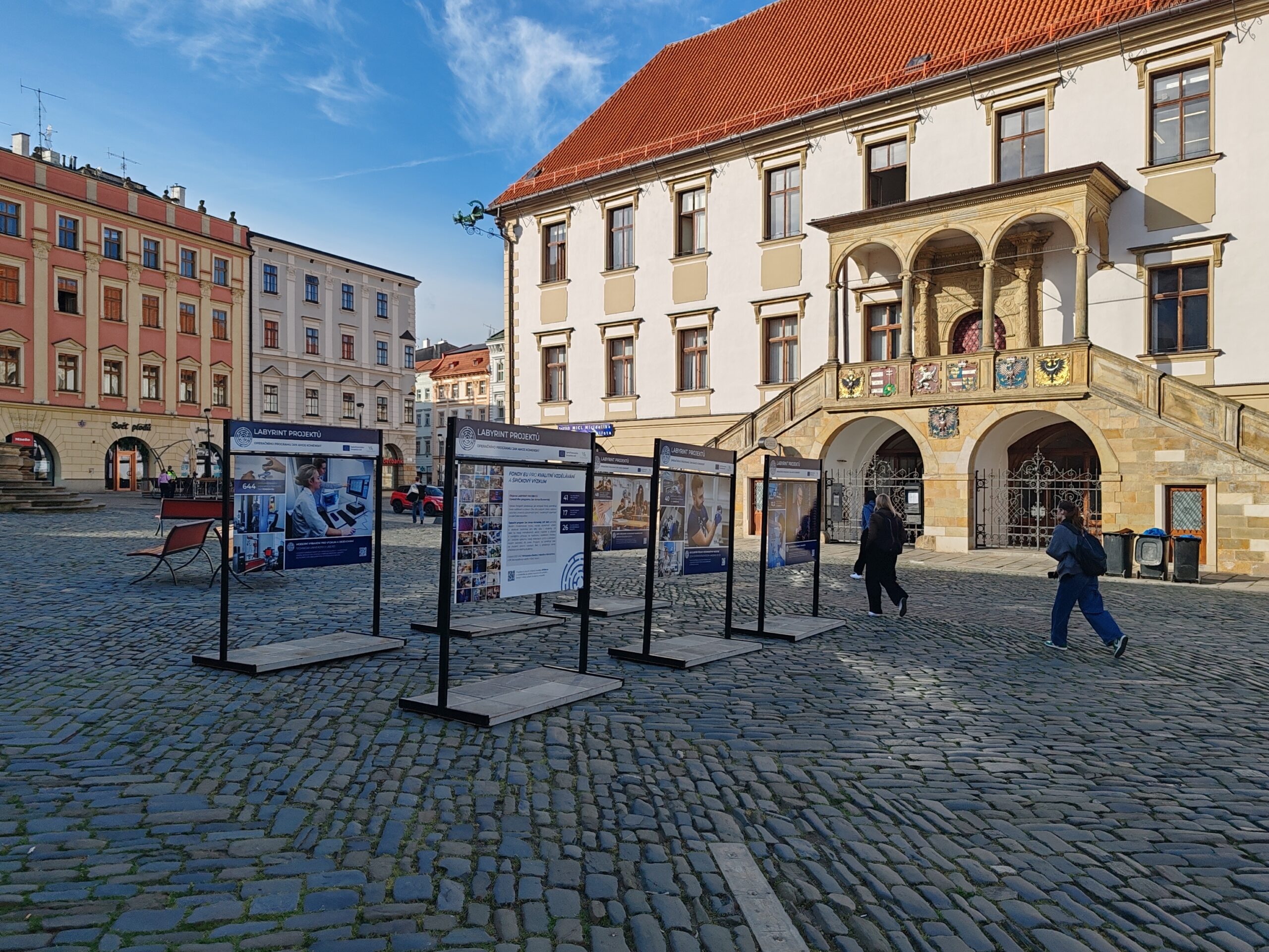 Výstava fotografií z projektů OP JAK startuje v Olomouci. Nechybí ani TECHSCALE
